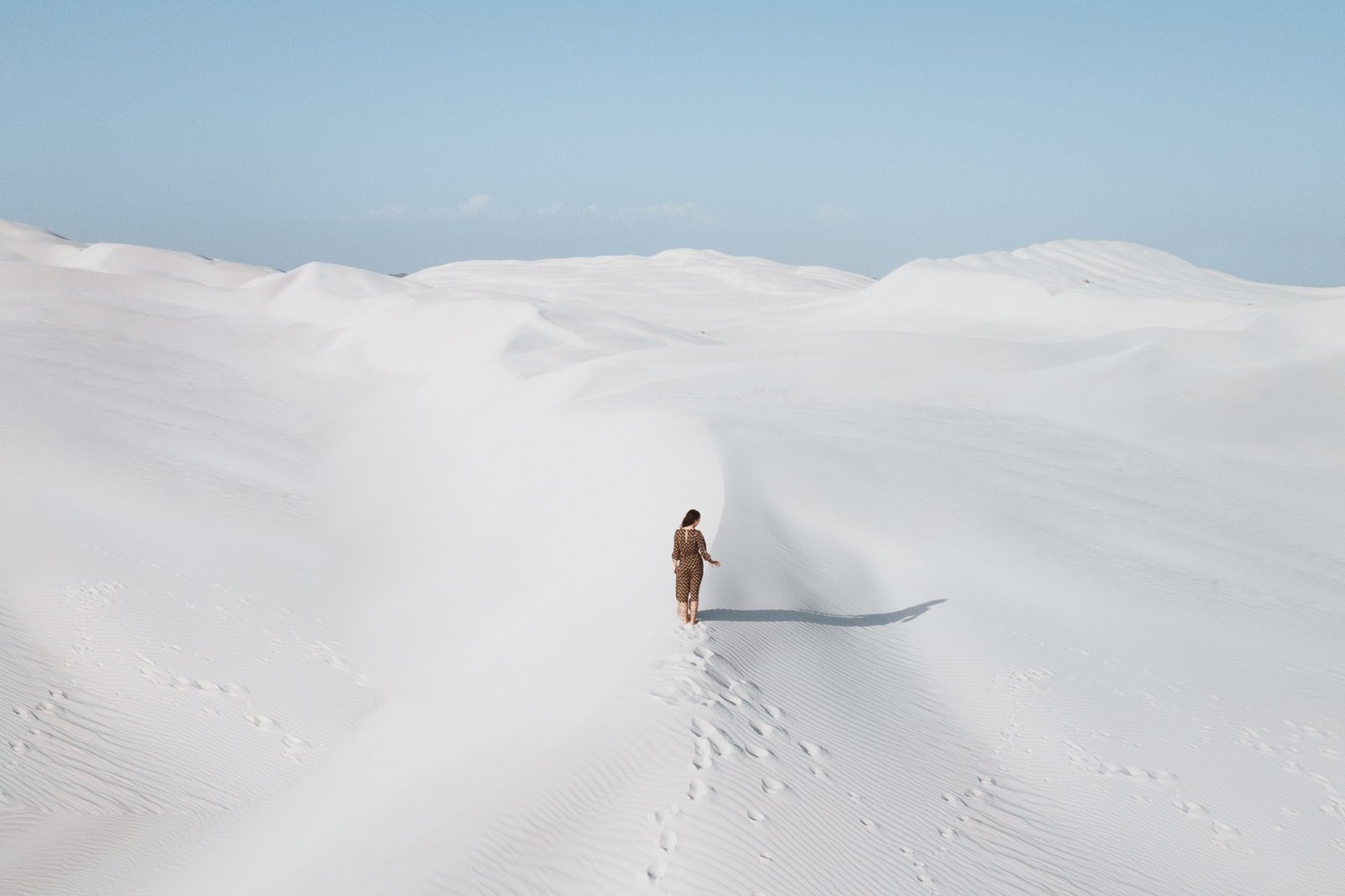 White sand dunes at Wylie Bay in Esperance