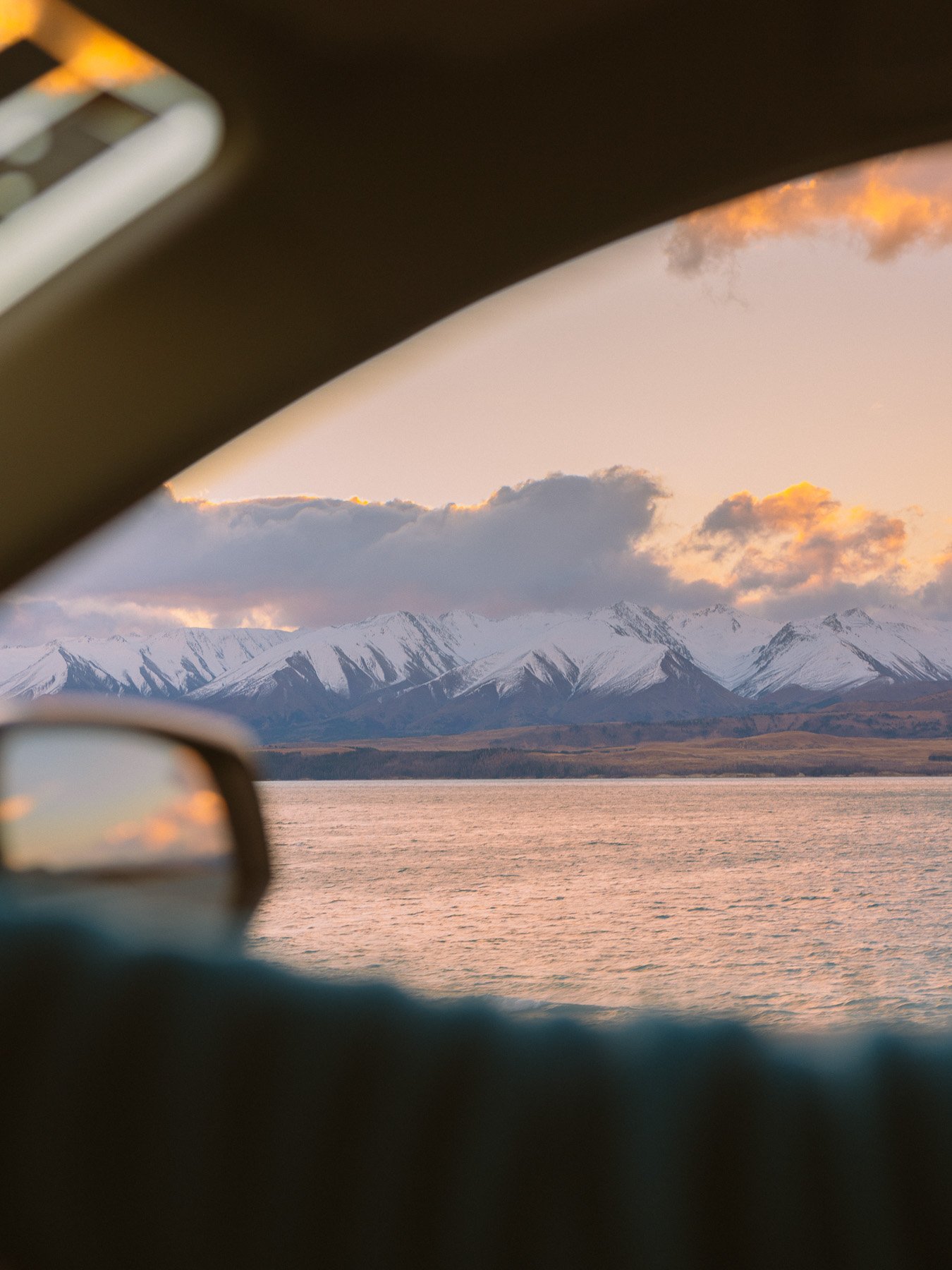 Scenic road to Aoraki Mount Cook beside Lake Pukaki