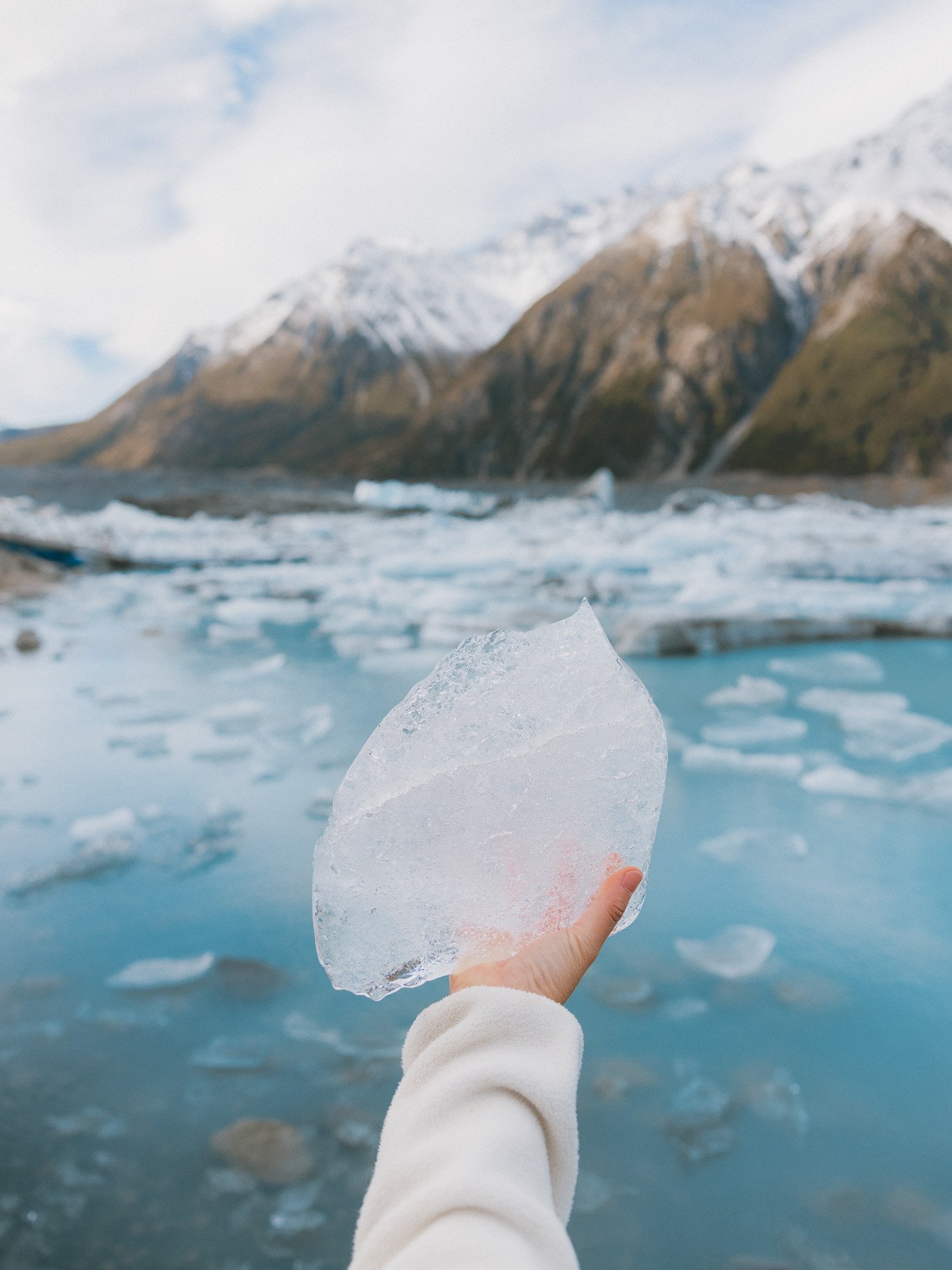 Tasman glacier lake easy hikes and walk in Mount Cook national park